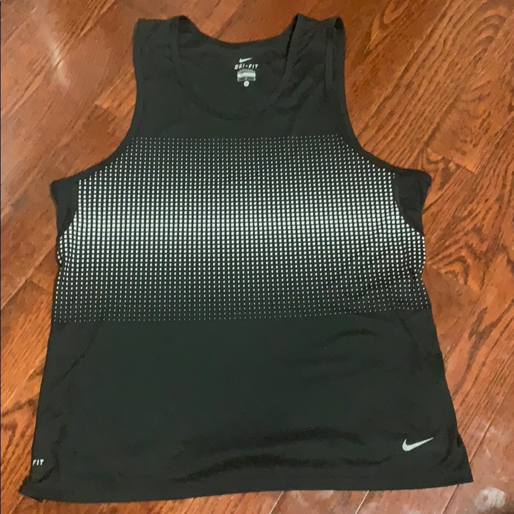 Lightly used Nike Dri-fit tank, size M